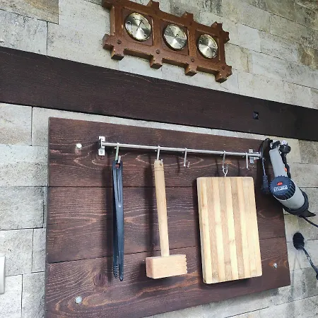 мурите Nyaraló *