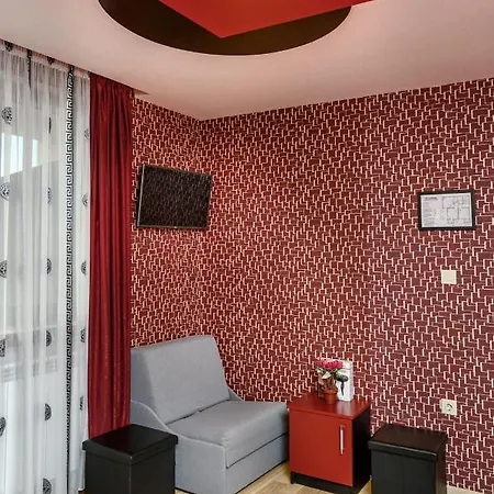 度假居 мурите 萨帕雷瓦巴尼亚